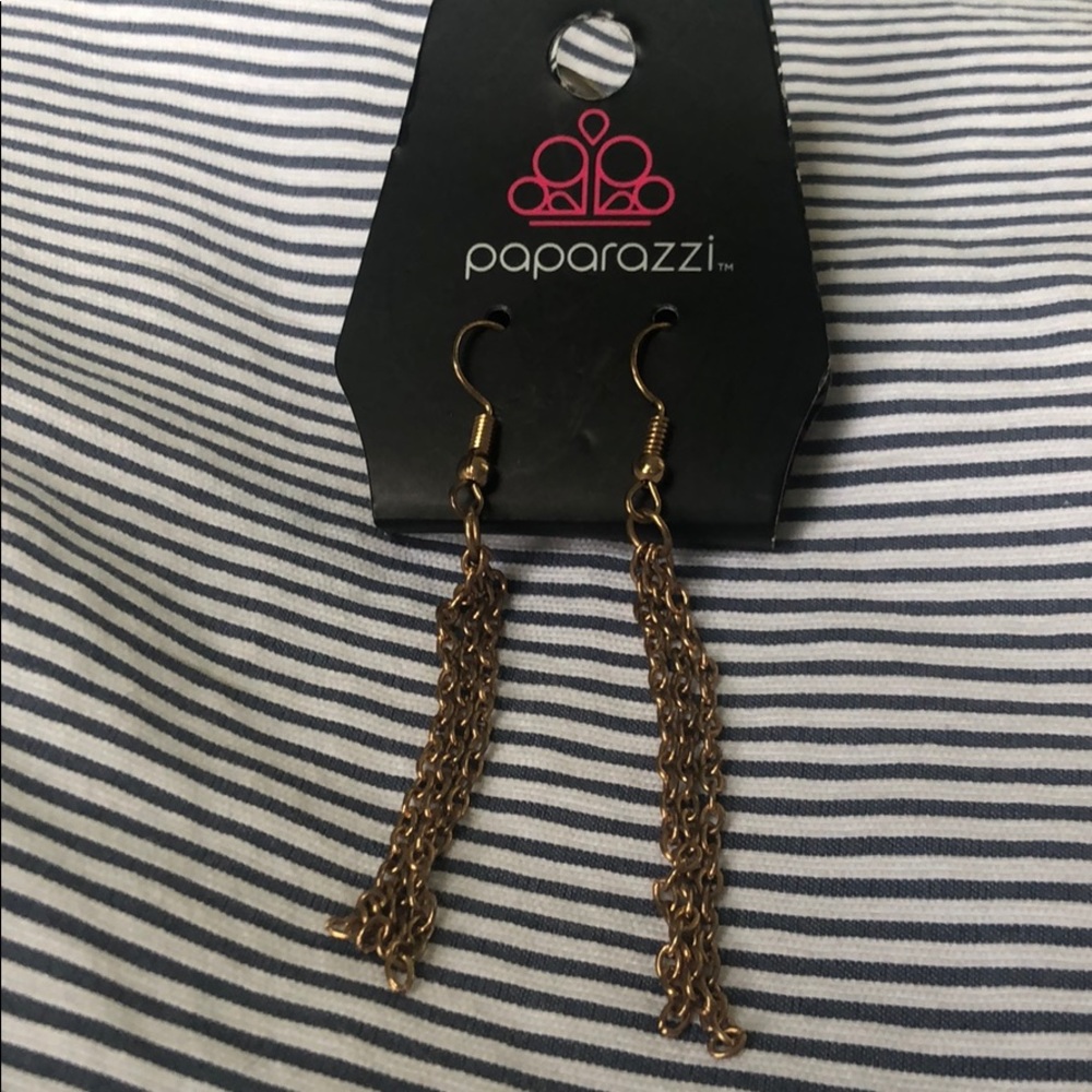 💛 NWT Brand New Gold Earrings 💛